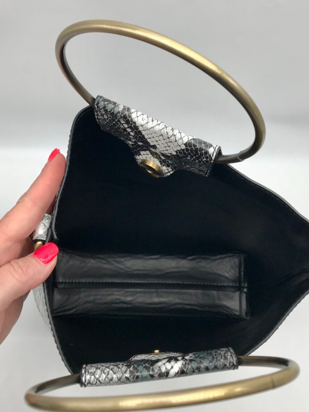 Unbranded Snakeskin Print Top Handle Crossbody & Matching Pouch - Picture 11 of 12